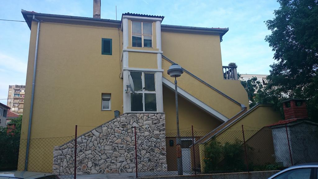 Bonbon Room And Apartment Zadar Room photo